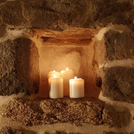 Maison De Contes En Amoureux * Taden
